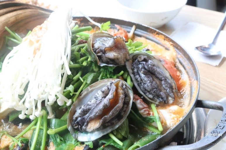제주도 해산물 맛집, 만민식당