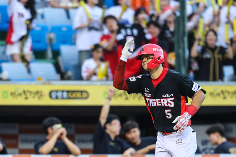 기아타이거즈 TOP 10 연봉 잘생긴 야구선수 김도영