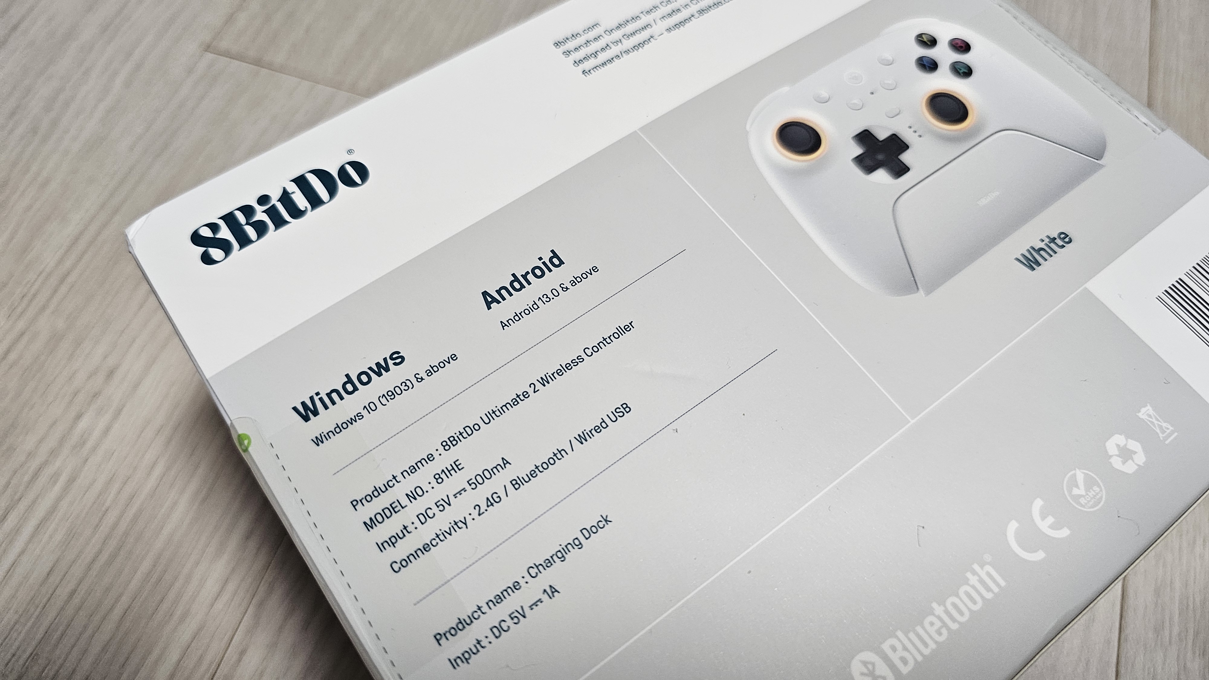 8BitDo Ultimate2 Wireless 팔비또 컨트롤러 실사용 사진(화이트)