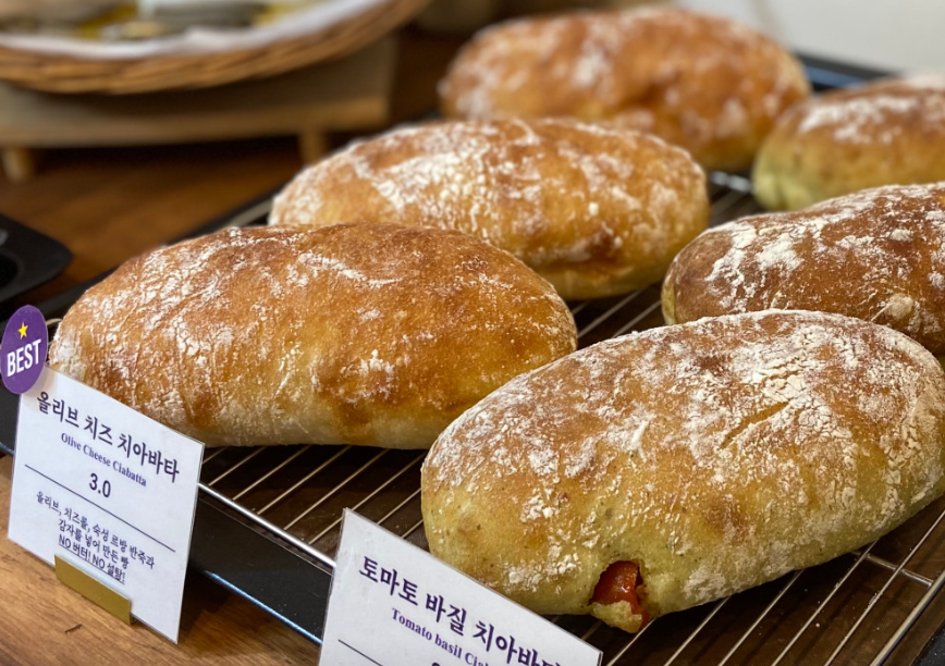 맑은 버터 빵의 달인