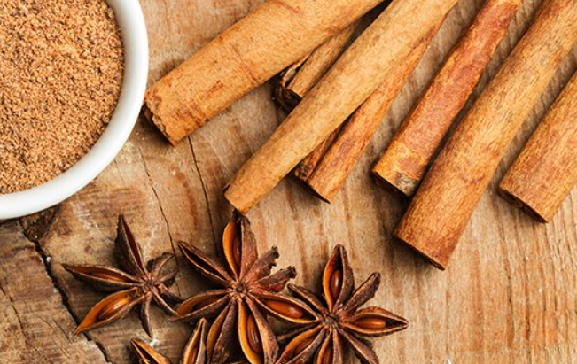 계피가루와 계피