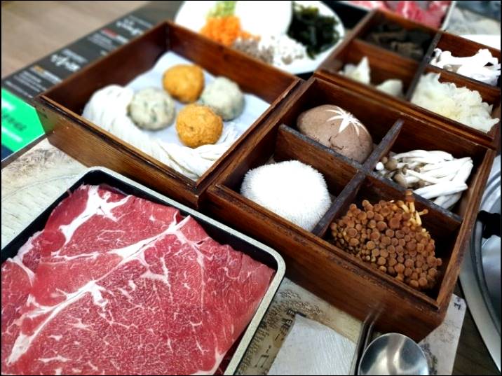 진주냉면산홍 본점 샤브샤브1