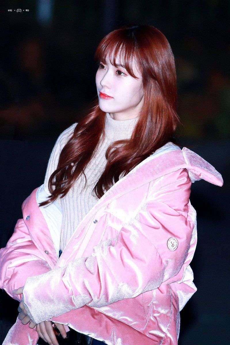 우주소녀 루다 인스타그램 사진 몸매