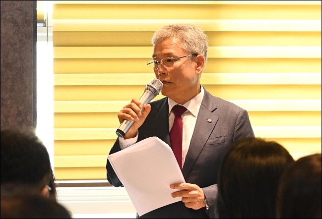 한전 사장 "전기료 1kWh 당 25원 올려야"