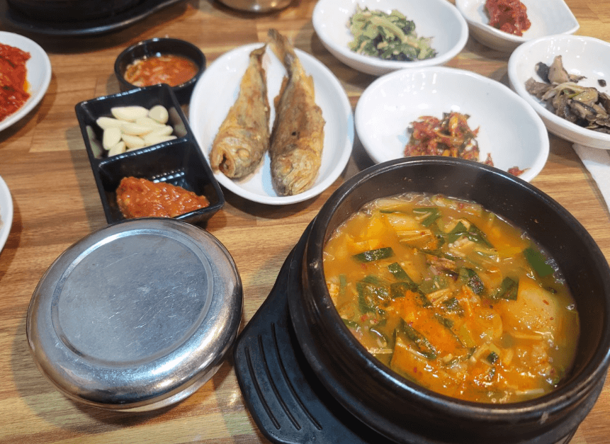 생생정보통 성남 굴보쌈 27년 전통 맛집