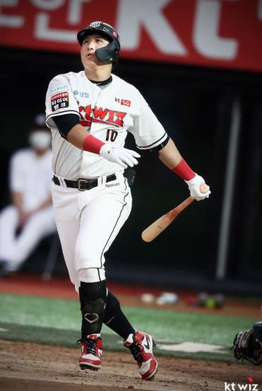 야구 선수 KT 위즈 황재균 은퇴 인스타 올린 손편지