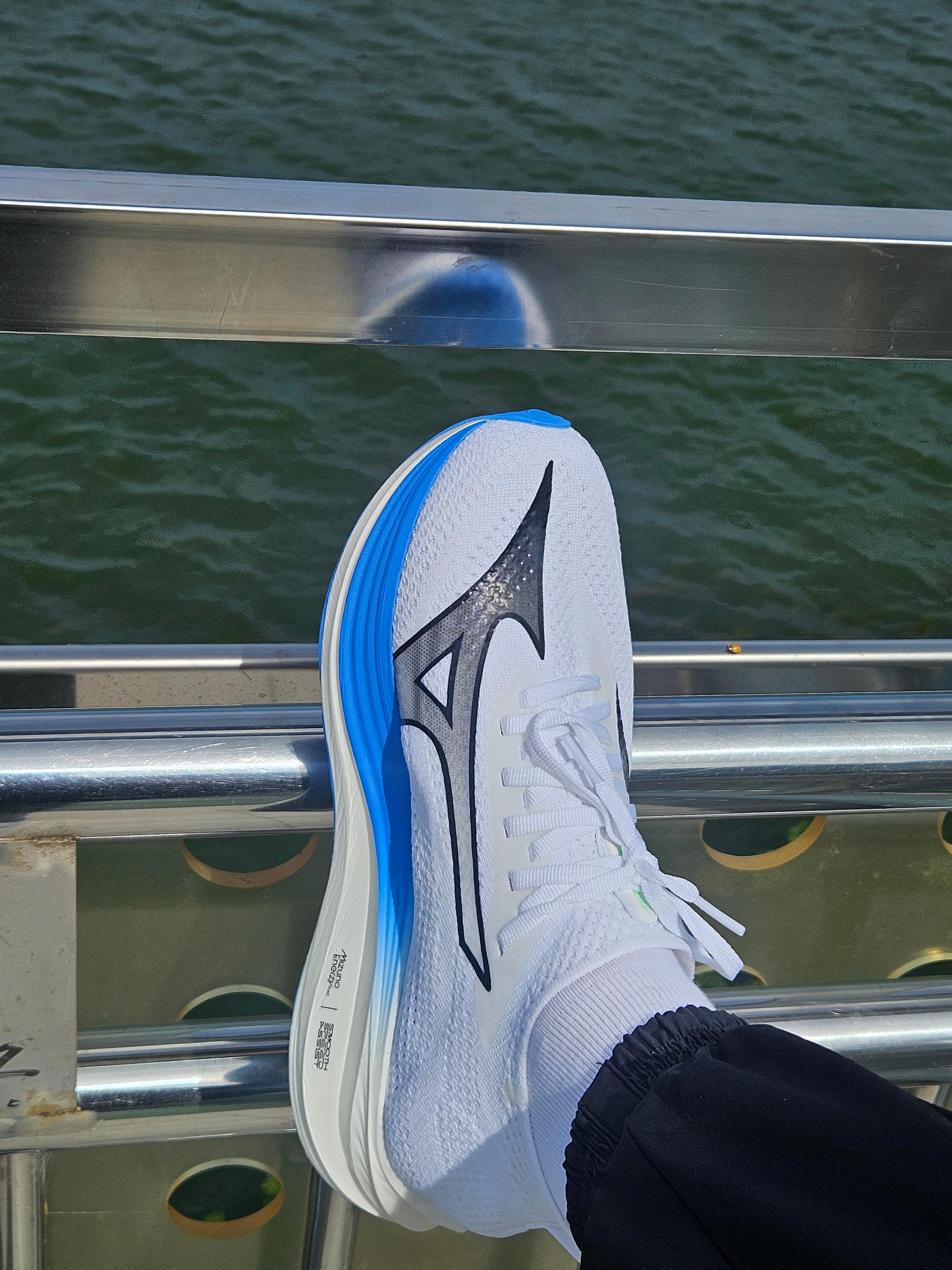 미즈노 네오젠 착용사진1