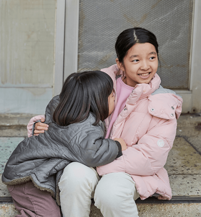 포옹하는 예서
