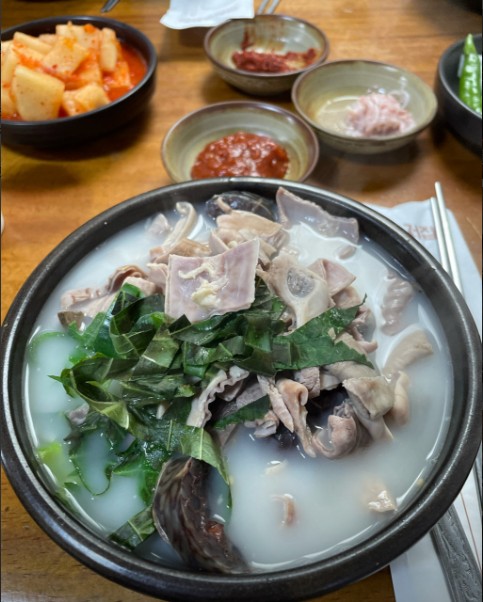 거제 충남식당 메뉴 이미지