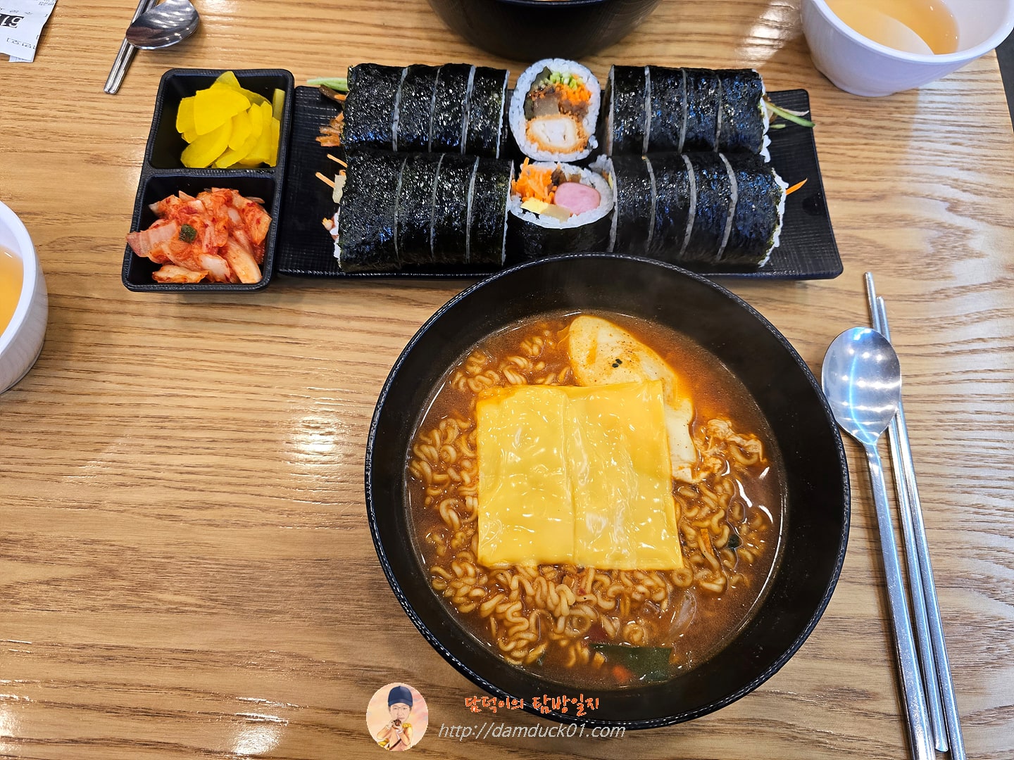 치즈라면, 소시지김밥