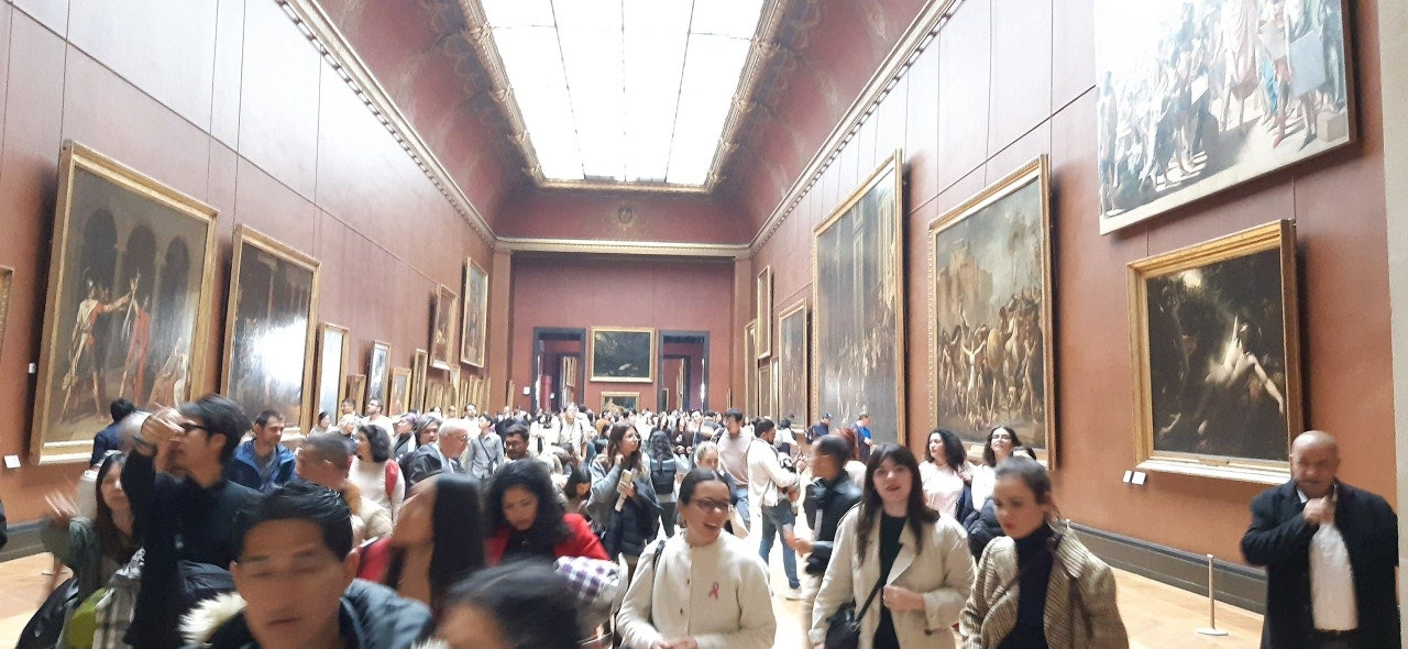 루브르 박물관 내부