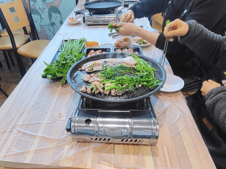 원동 미나리축제