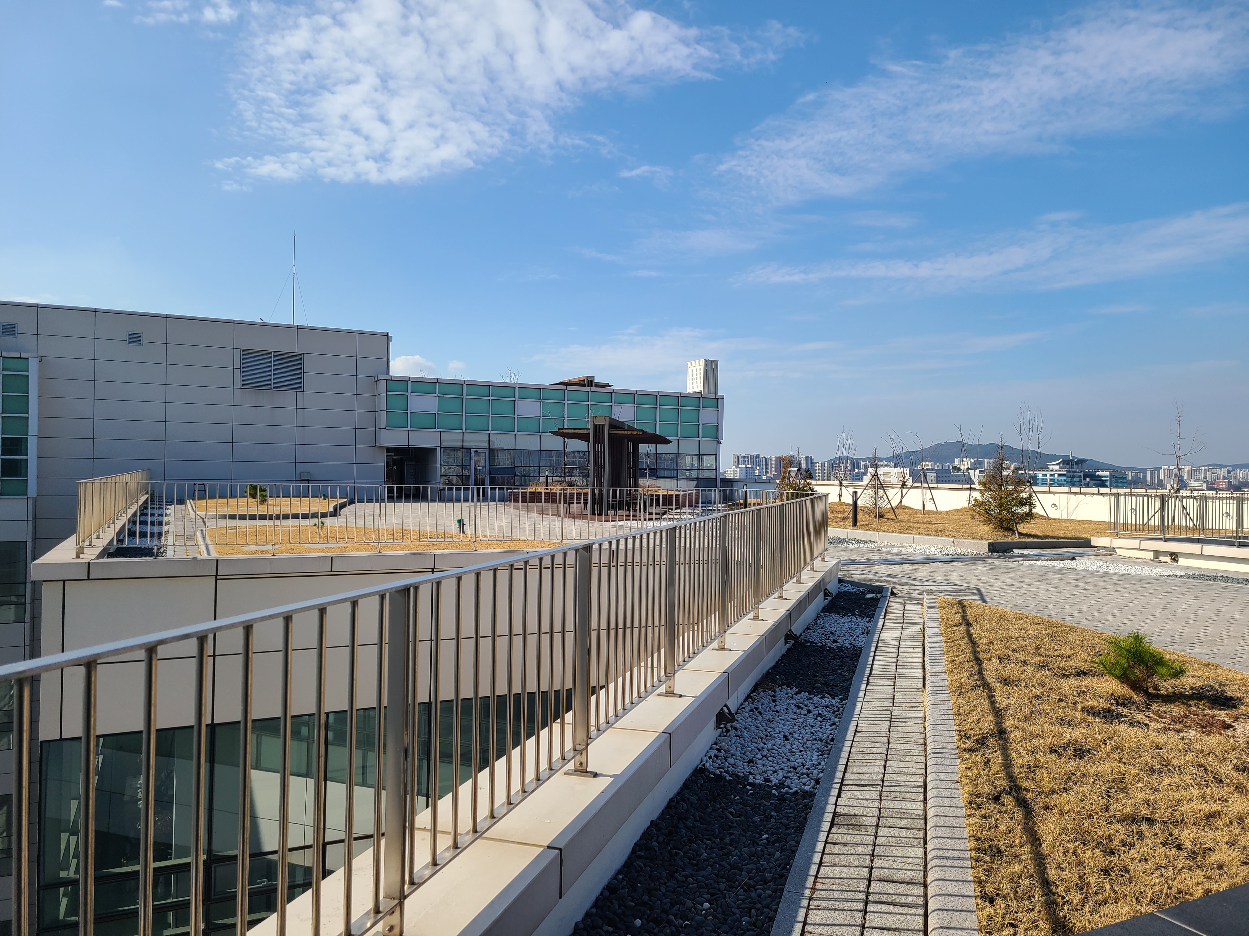 수원 벤처밸리2 중간공원