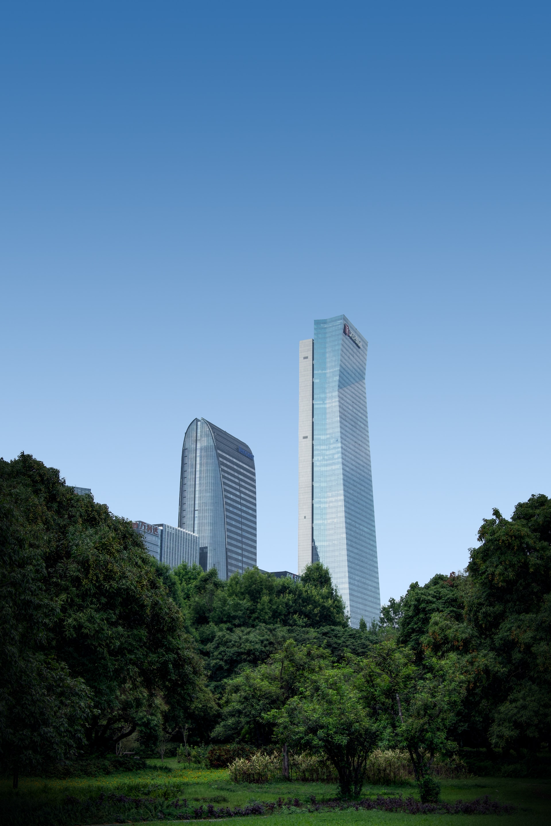 셉테드 디자인(Crime Prevention Through Environmental Design, CPTED)은 환경 디자인을 통해 범죄 예방을 도모하는 기법입니다.