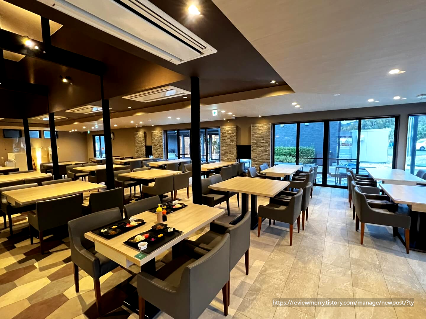 식당 내부사진