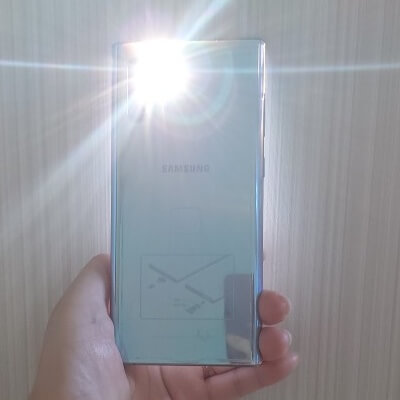 갤럭시-스마트폰-손전등-최대-밝기
