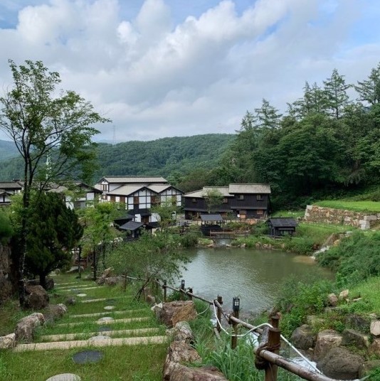 니지모리 스튜디오