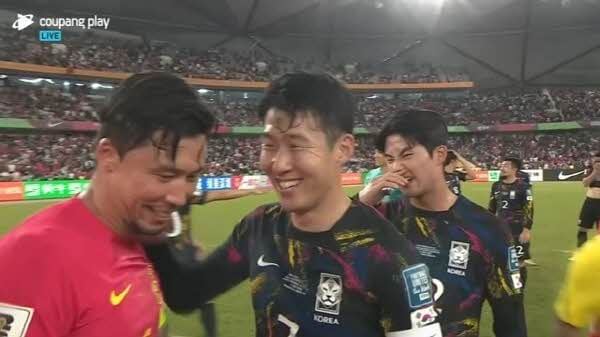 한국 대표팀 주장으로써의 품격을 보여준 손흥민 선수