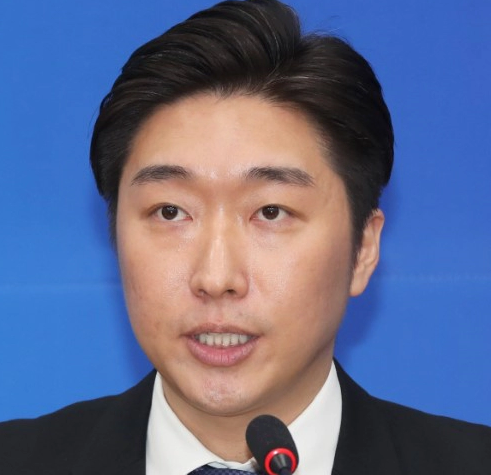 김용만 백범 김구 증손자 프로필 나이 고향 학력 &amp;#124; 김용만 민주당 총선 영입 이유