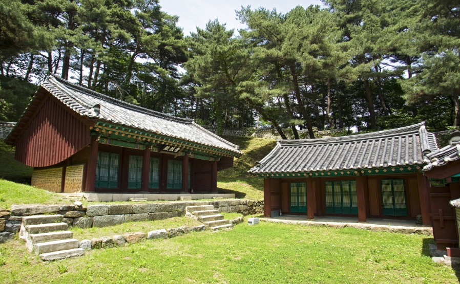 숭렬전