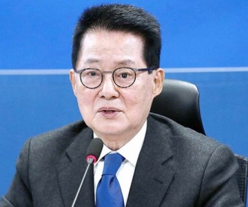 박지원 프로필 나이 고향 재산 조국 명예당원 논란