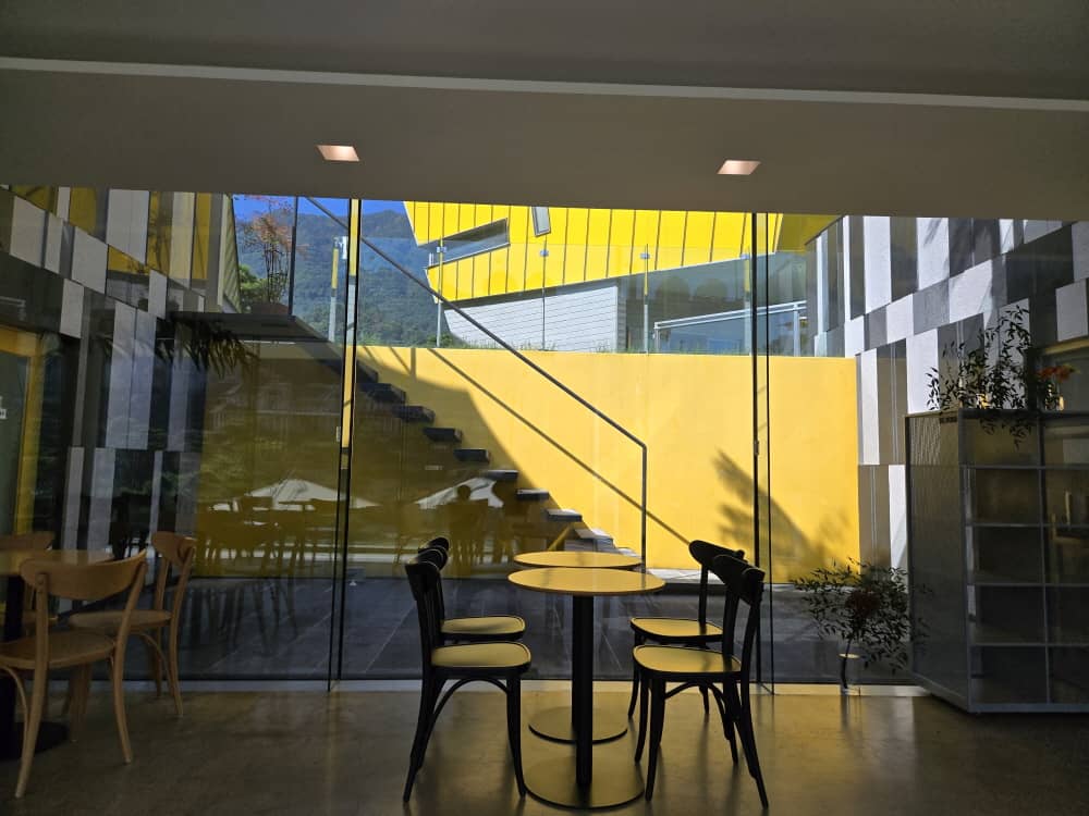 가평 모아이카페