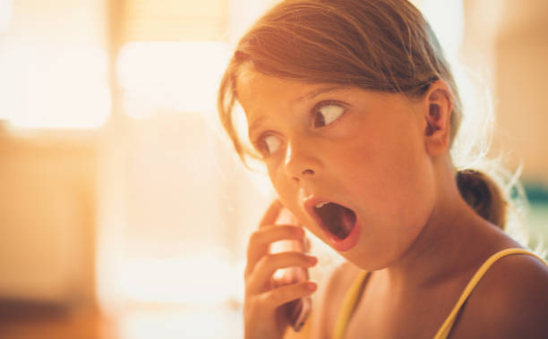 말이 늦은 아이 정상 발달과 어떻게 다를까