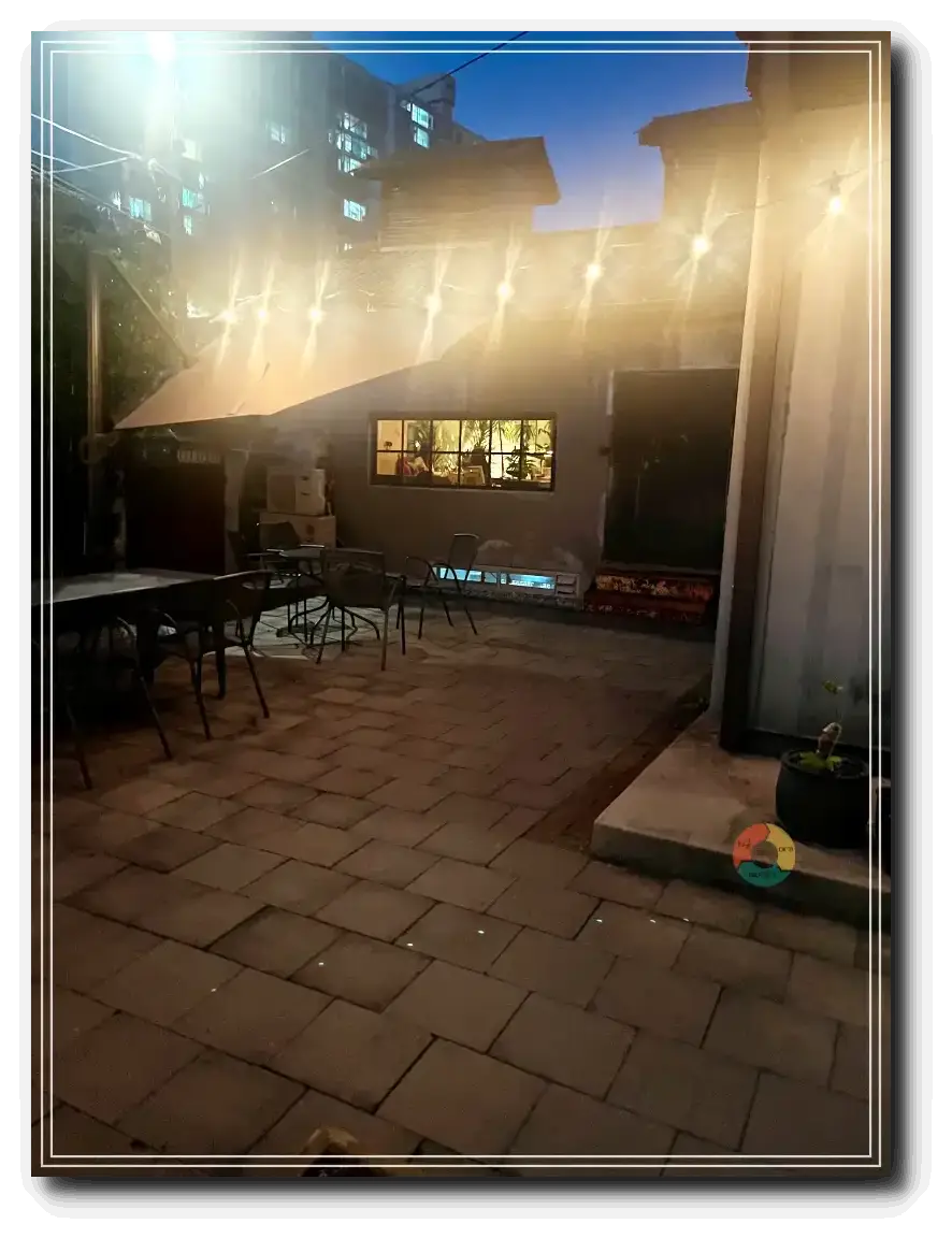 버드나무 브루어리_야외-마당-실내창문-마당조명-야외테이블