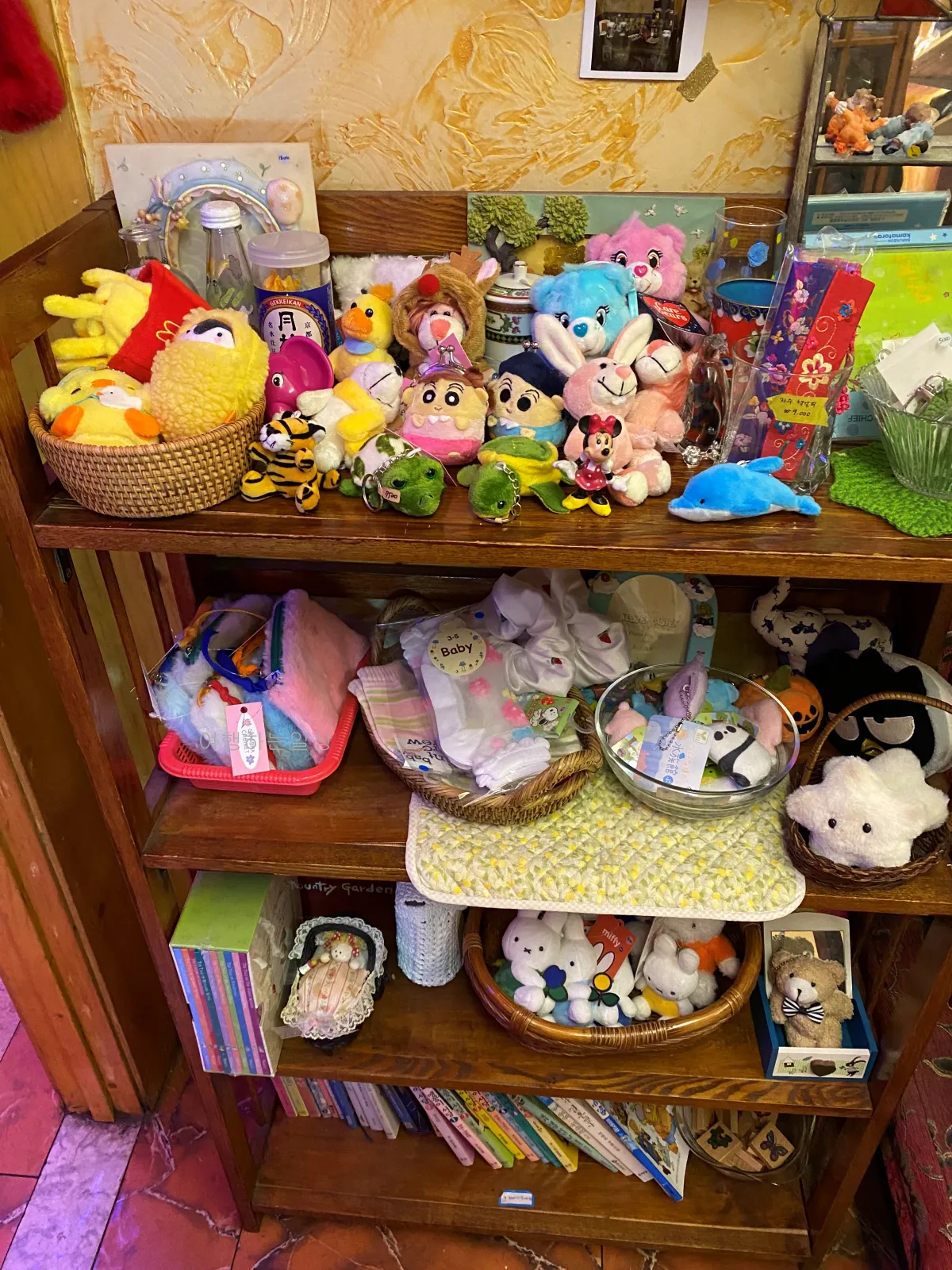 서울-중구-이색적인-놀거리-추천-충무로-레트로-소풉샵-코러스-노래방&amp;#44;-그랜마캐비넷