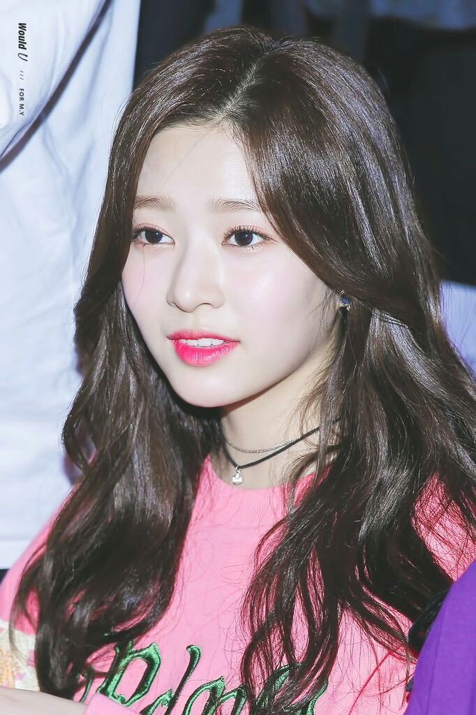 아이즈원 김민주 최애사진