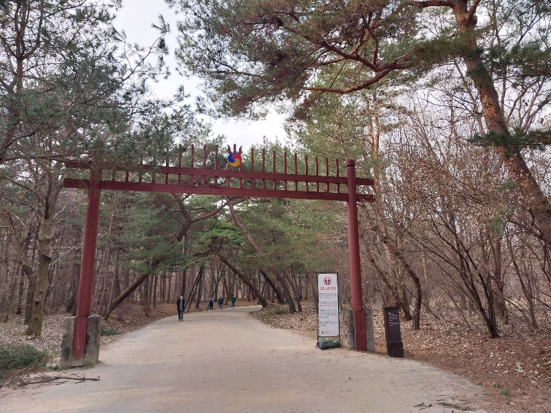 구리 동구릉 입구 전경