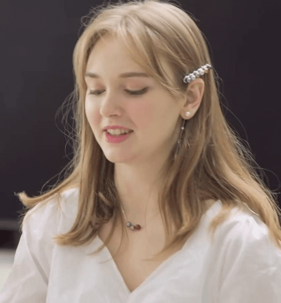 마리아-흰색원피스