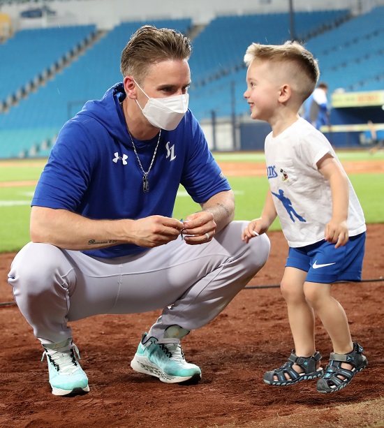 데이비드 뷰캐넌-프로필-나이-연봉-국적-아내-자녀-누구?