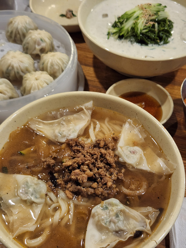 칼국수와-만두와-콩국수