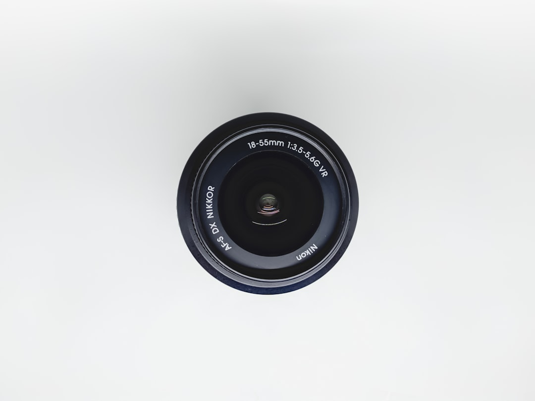 Lens