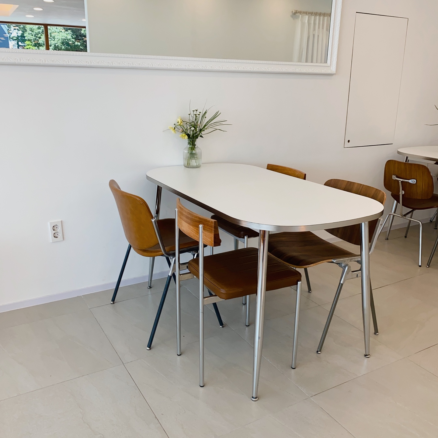 언이너프 커피바(Unenough Coffee Bar) 제주 노형 광평마을 탐라도서관 한라대학교 주차 리뷰 카페 추천