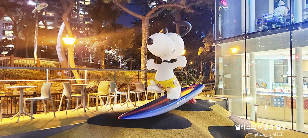 해운대 스누피플레이스, 부산 스누피카페에서 스누피와 친구들을 디저트로 즐겨요. 메뉴 가격 위치