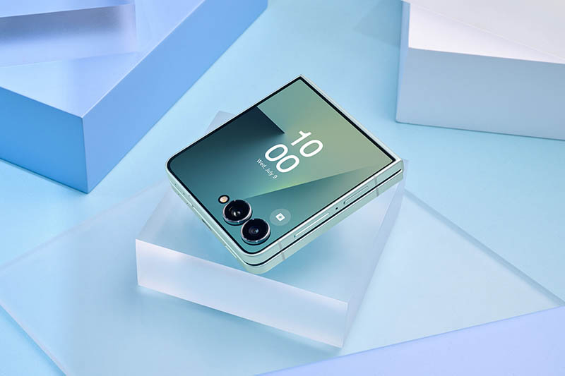 갤럭시 Z 플립7 민트(한정판) 이미지