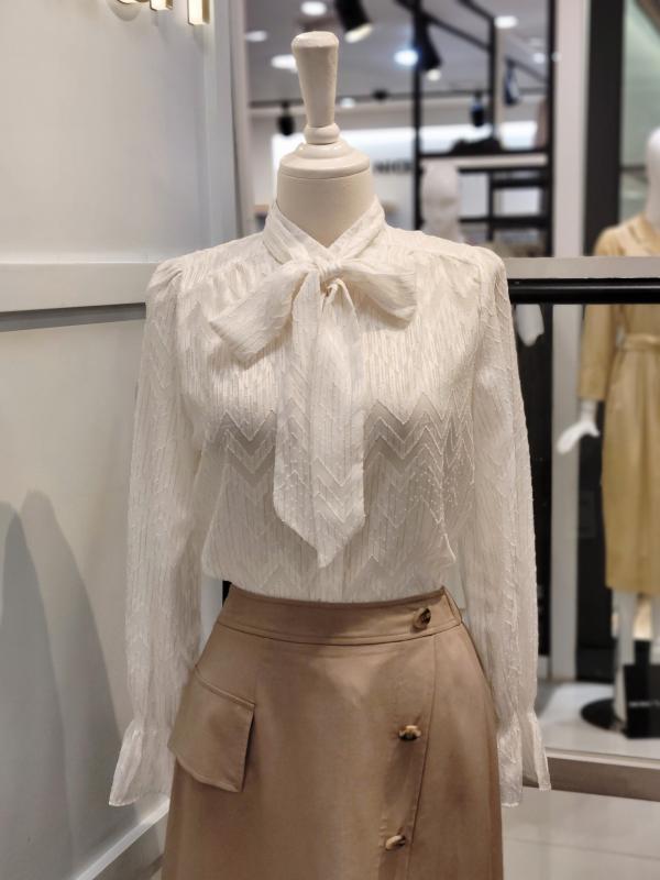 온앤온 펄사 리본타이 블라우스 NH0SB701