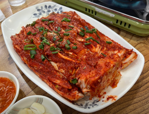 생방송투데이 굴김치보쌈 족발 파전 쟁반국수 외국인의밥상 인천 서구 가야보쌈족발전문