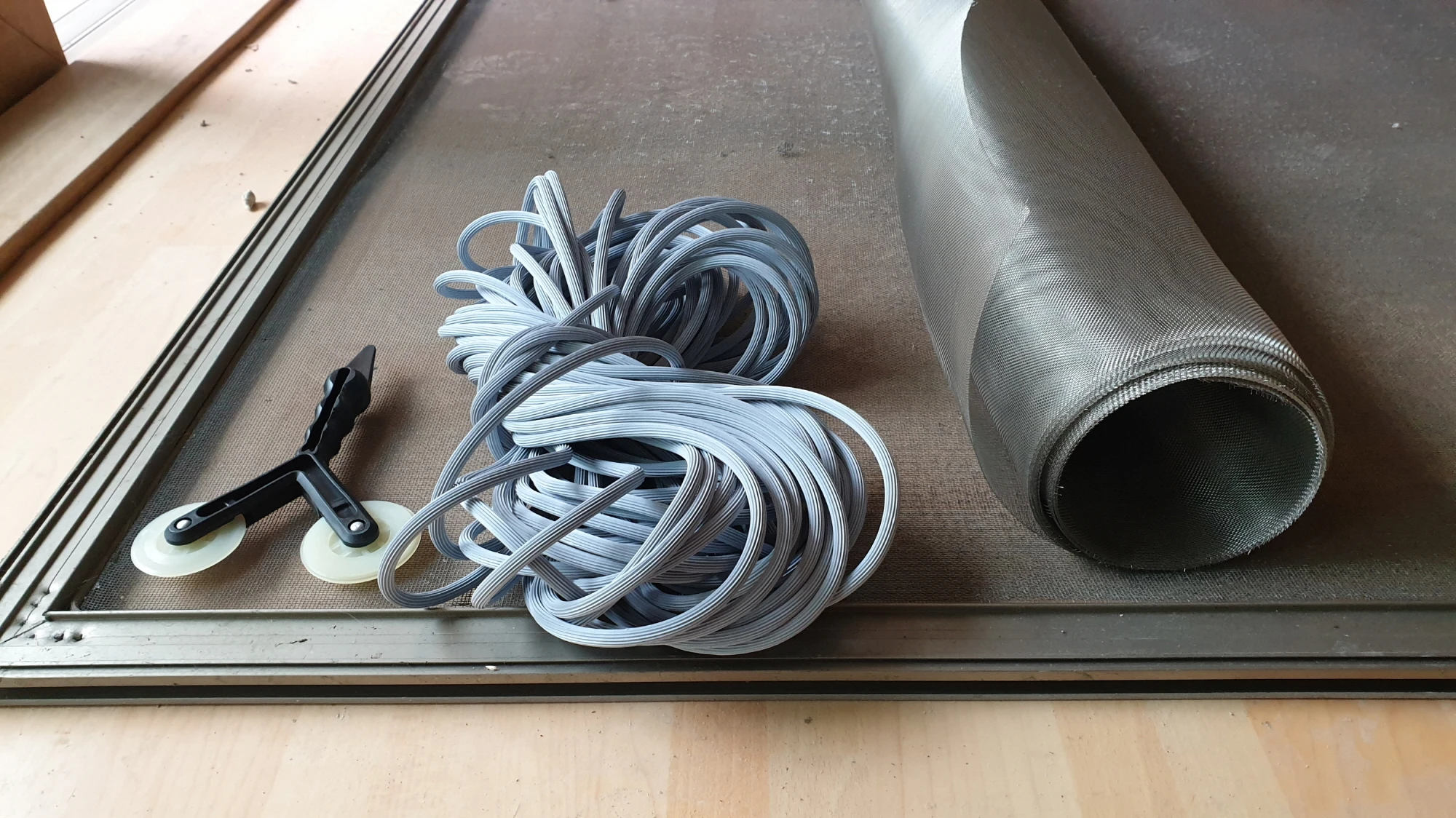 방충망 교체 준비물