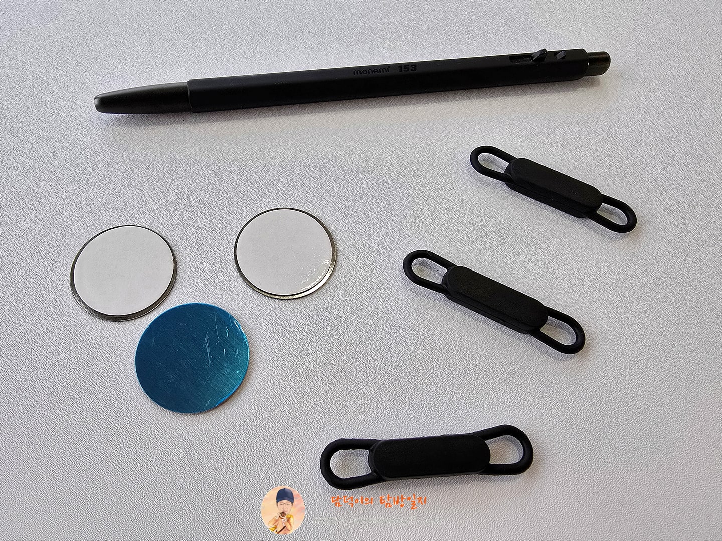 1-5PCS 마그네틱 펜 연필 홀더, 책상, 냉장고, 화이트 보드, 사무실 책상 액세서리에 대 한 실리콘 조정 가능한 펜 홀더