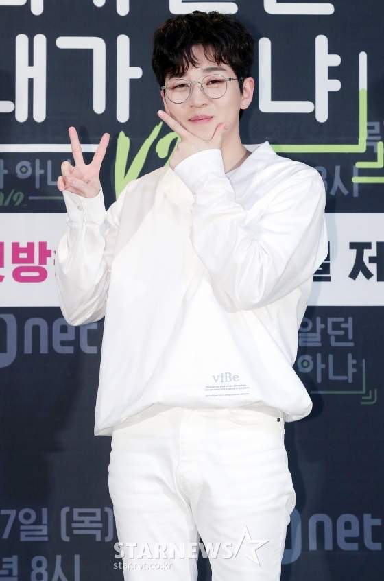 딘딘 프로필
