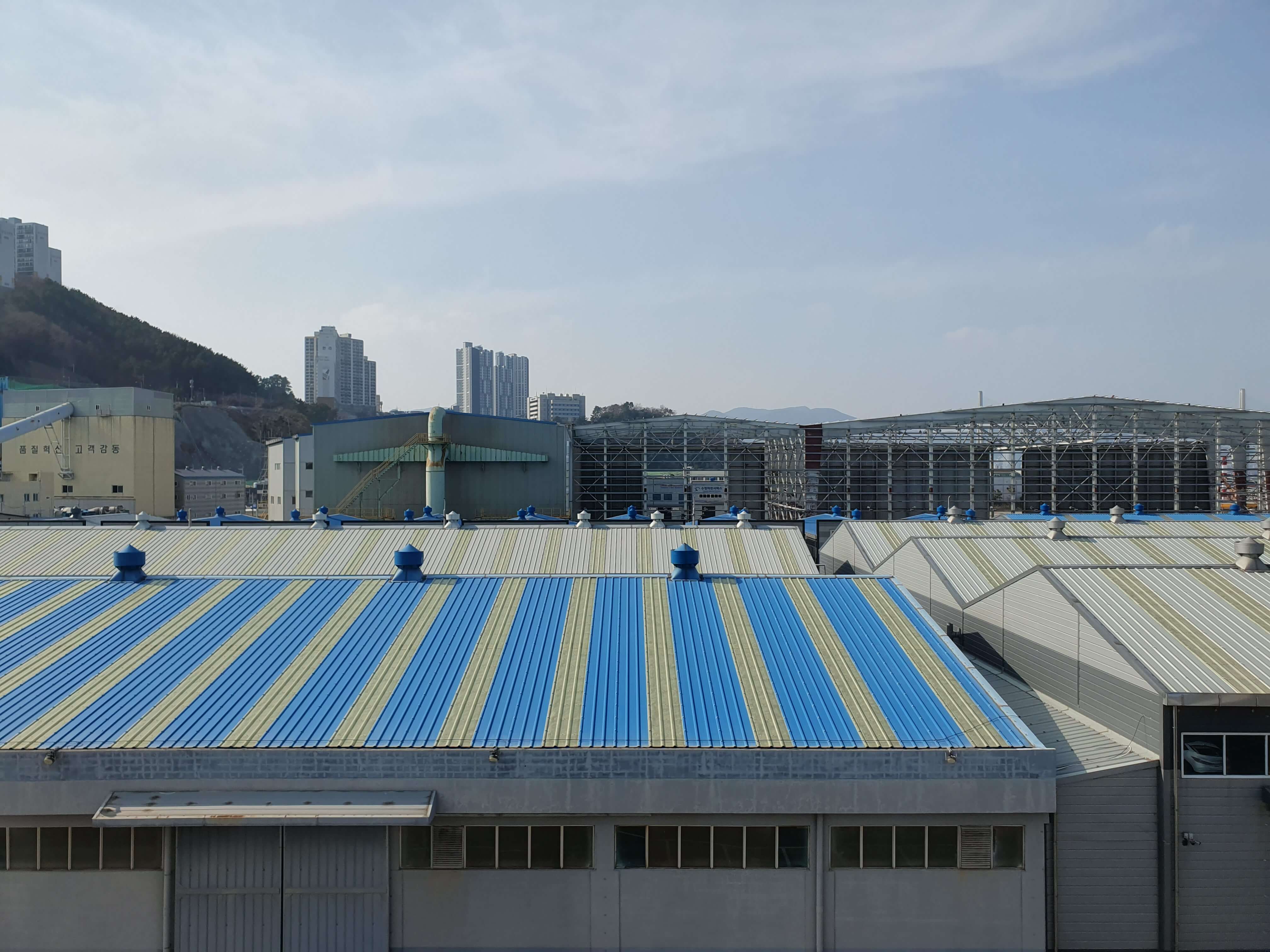 동삼동(영도) 피아크 공장 풍경