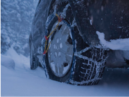 겨울철 눈길&middot;빙판길 안전 운전 주의사항 준비할 점 