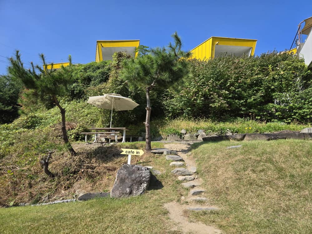 가평 모아이카페