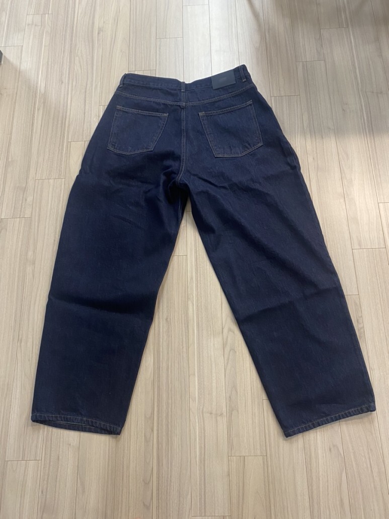 에러스익셉티드 데님팬츠 인디고 WT027 플리츠 테이퍼드 데님팬츠 (Indigo)