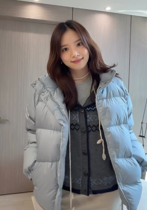 30대여성 겨울 출근룩 로라로라 패딩