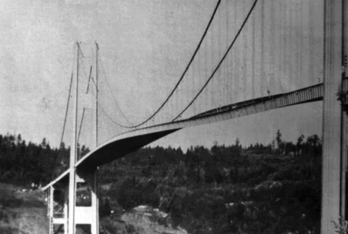 실패한 토목공학 프로젝트: 역사적인 재난과 교훈