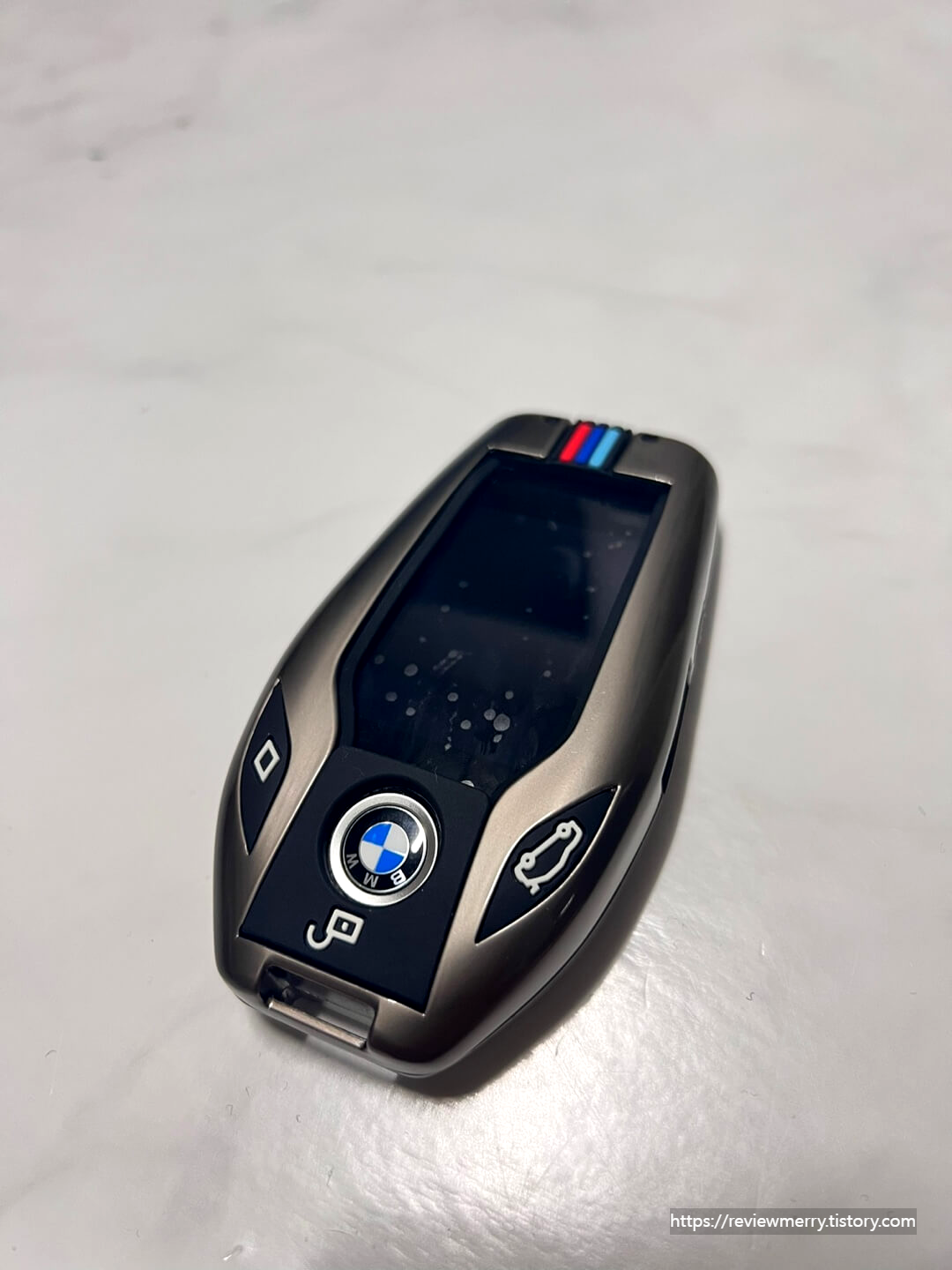 디스플레이 케이스 착용 앞면